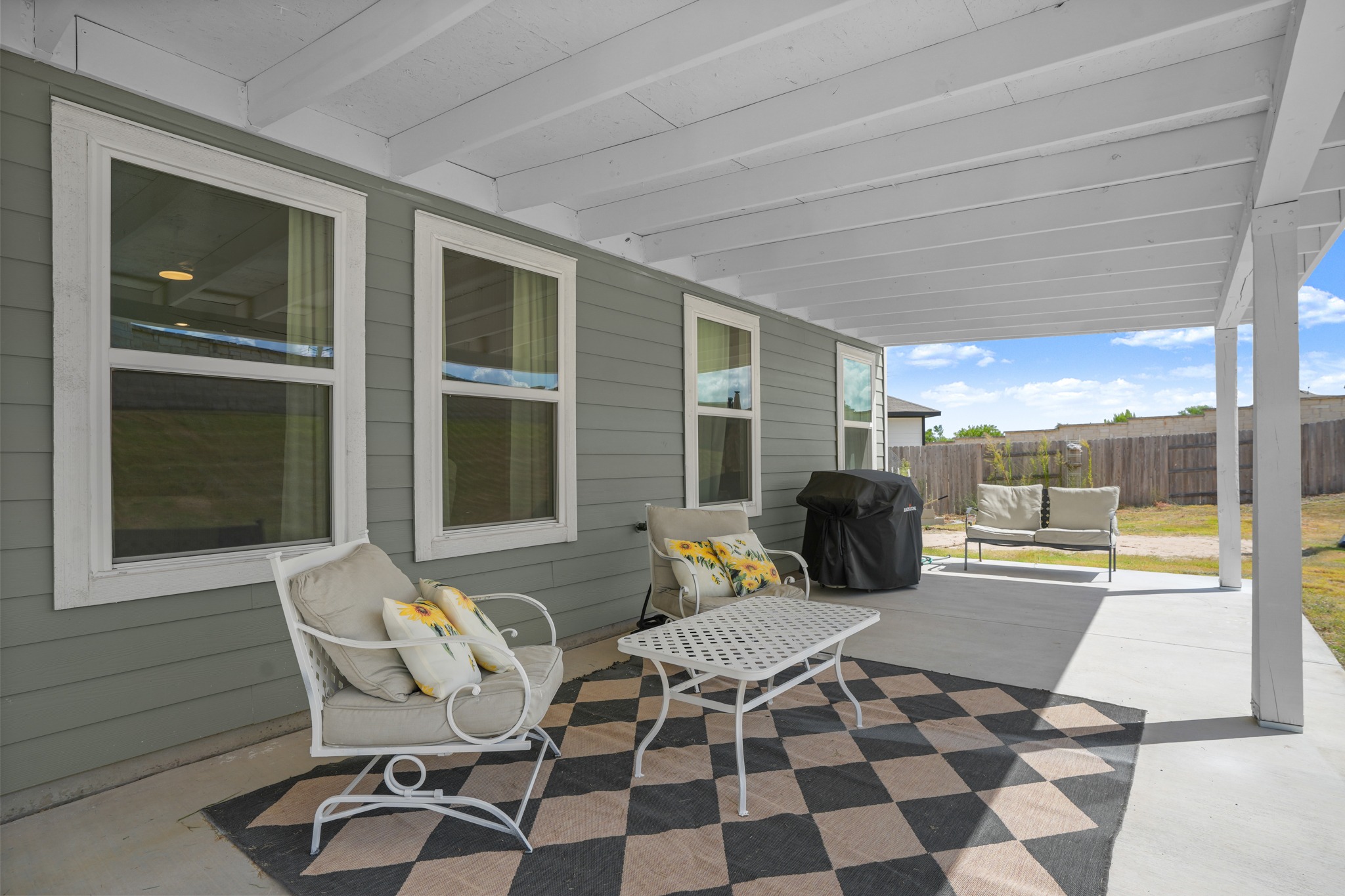Covered rear patio